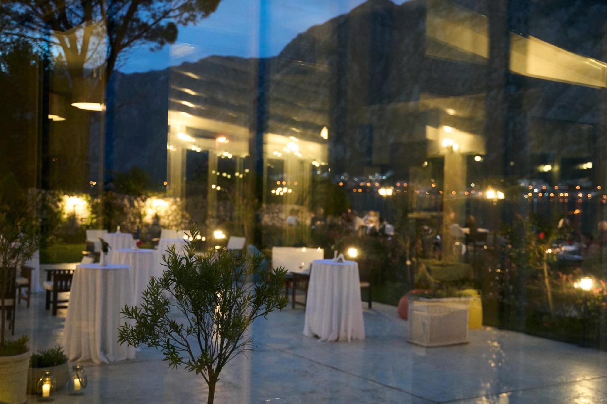 Montebay Perla Hotel Prčanj