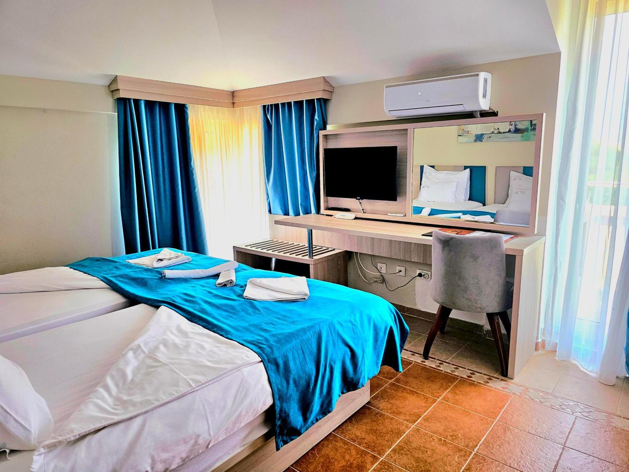 Hotel Montebay Perla Prčanj