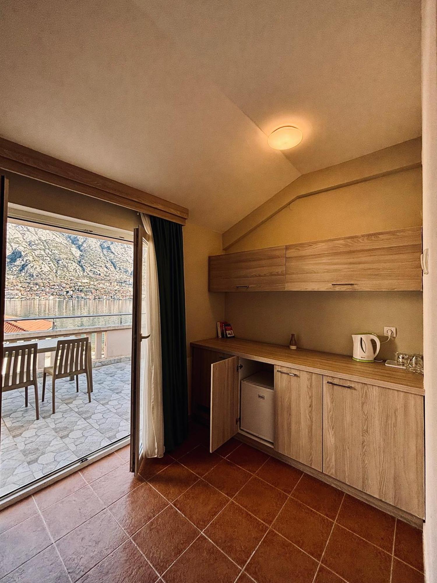 Montebay Perla 4* Prčanj